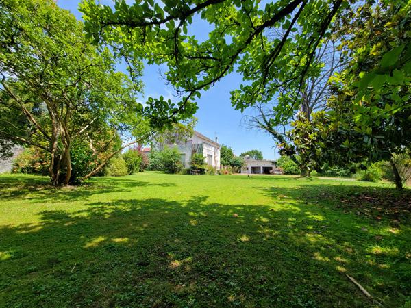 PAU Nord Hôpital - Maison Pau 6 pièce(s) avec T3 indépendant et garage double