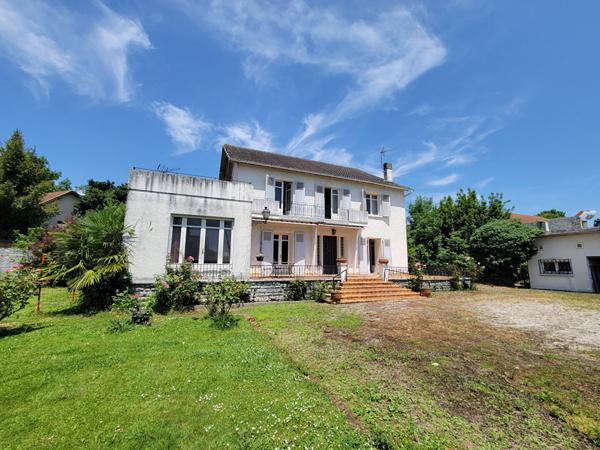 PAU Nord Hôpital - Maison Pau 6 pièce(s) avec T3 indépendant et garage double