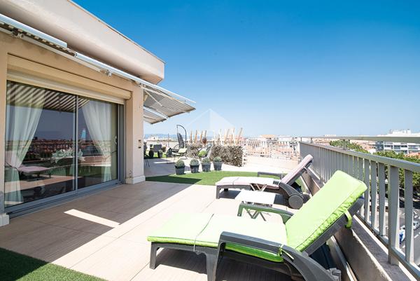 Perpignan Place Catalogne - Penthouse de 138m2 de grand standing