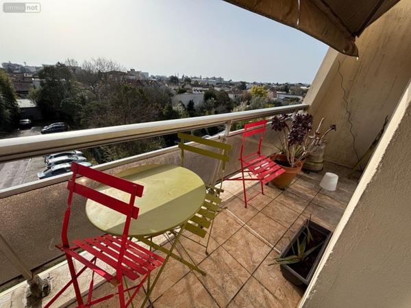 Appartement à vendre à Bordeaux en Gironde (33200), ref : 032/1699   
Mondesir