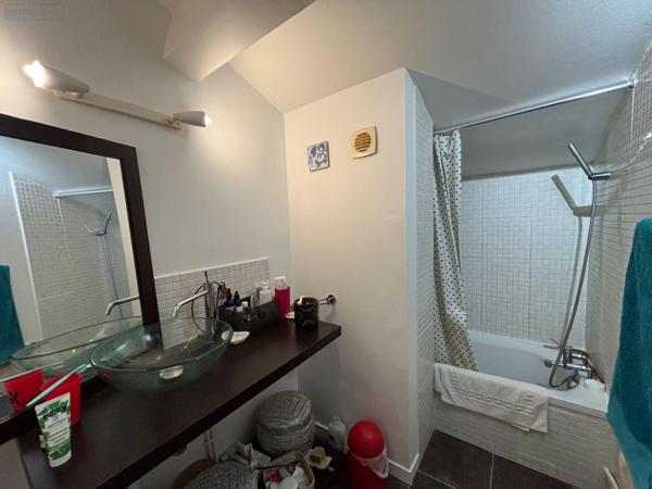 Appartement à vendre à Bordeaux en Gironde (33200), ref : 032/1699   
Mondesir