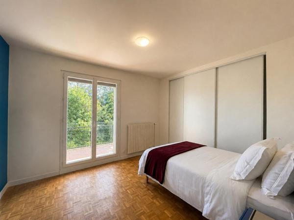 A Oret, au plus près De la ville de Le Cendre.