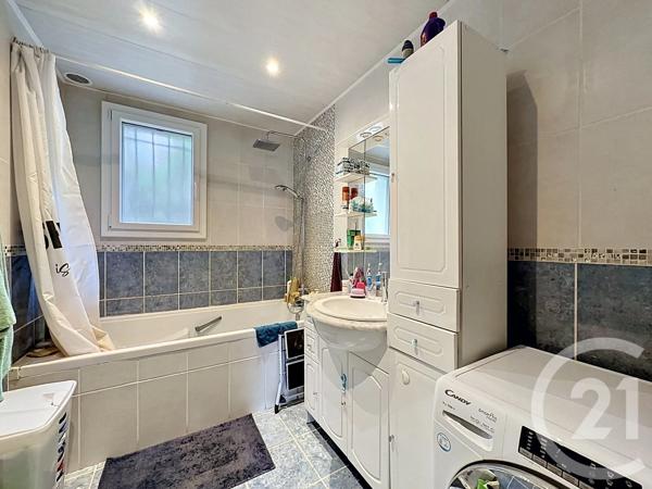 Maison à vendre  5 pièces - 87 m 2   FEYZIN  - 69