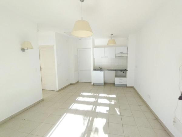 Appartement T2, résidence bord de mer et piscine à POGGIO MEZZANA (HAUTE CORSE)