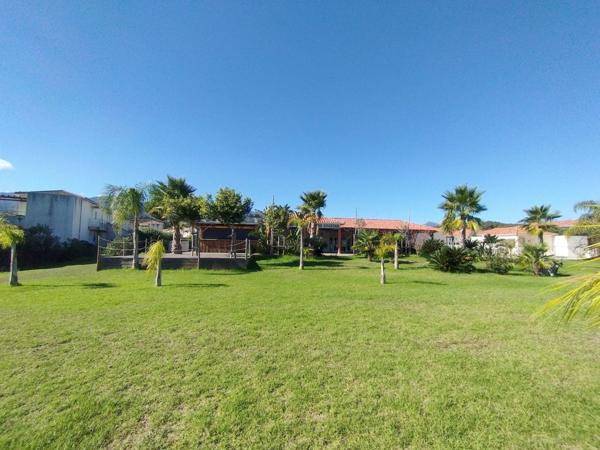 Appartement T2, résidence bord de mer et piscine à POGGIO MEZZANA (HAUTE CORSE)
