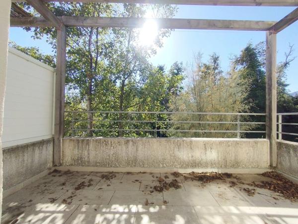Appartement T2, résidence bord de mer et piscine à POGGIO MEZZANA (HAUTE CORSE)
