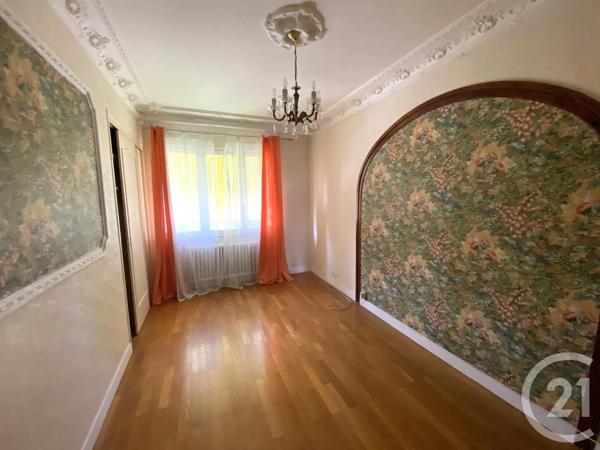 Appartement F4 à vendre  4 pièces - 90,70 m 2   VENISSIEUX  - 69