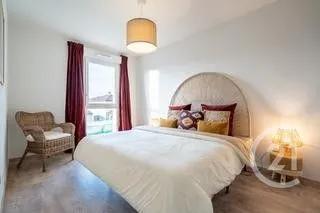 Appartement à vendre  4 pièces - 108 m 2   FRANCHEVILLE  - 69
