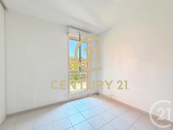 Appartement F2 à vendre  2 pièces - 32,16 m 2   GRASSE  - 06