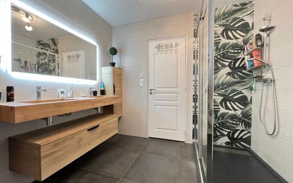 Maison à vendre    8 pièces •  La Fresnaye-sur-Chédouet