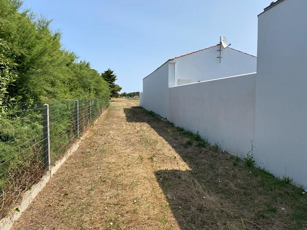SAINT DENIS - Terrain à bâtir - 799 m²