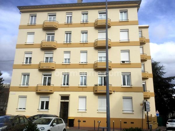 Rue des Teinturiers à St-Etienne, appartement  T2 bis de 62.34 m².
