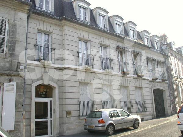 Location 3 Pieces 85 60200 Compiegne 43 0544 01 0001