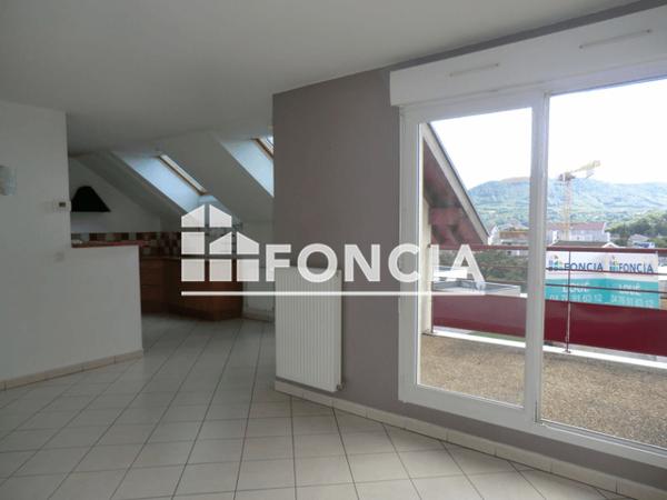 Location Appartement 4 pièces 88.7 m² - 139 C RUE DE LA BOURGEAT Rives 38140