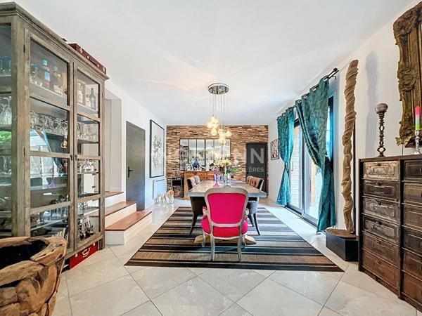 Maison Gouvieux avec dépendances sur terrain 2500m² avec piscine