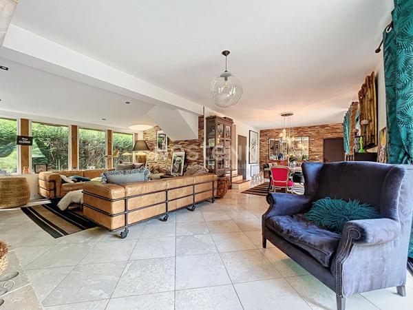 Maison Gouvieux avec dépendances sur terrain 2500m² avec piscine