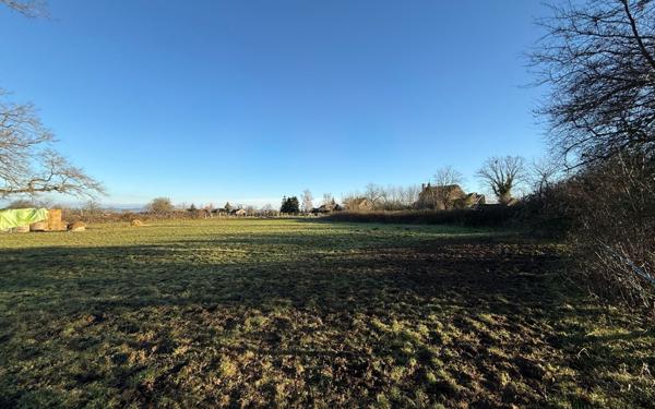 Terrain à vendre    Vic-de-Chassenay