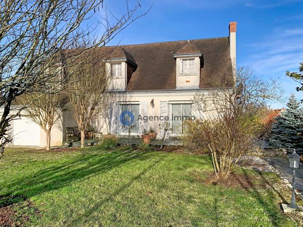 À vendre - Maison individuelle, 5 pièces située à Château-la-Vallière (37330)