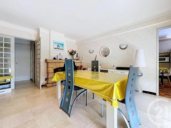 Appartement F3 à vendre  3 pièces - 82,65 m 2   BAGNOLS SUR CEZE  - 30