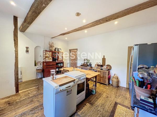 A VENDRE - Montesquieu Volvestre - ENSEMBLE IMMOBILIER A RENOVER