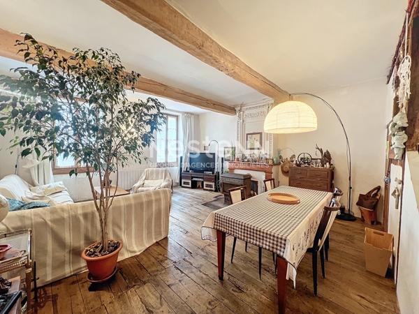 A VENDRE - Montesquieu Volvestre - ENSEMBLE IMMOBILIER A RENOVER