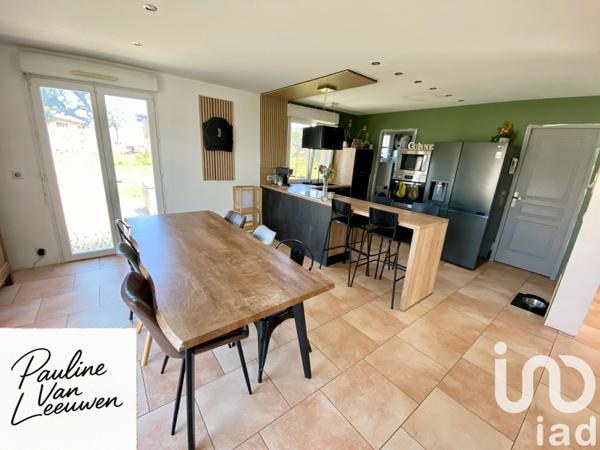 Maison à vendre 8 pièces 144 m² La Villeneuve-au-Chêne