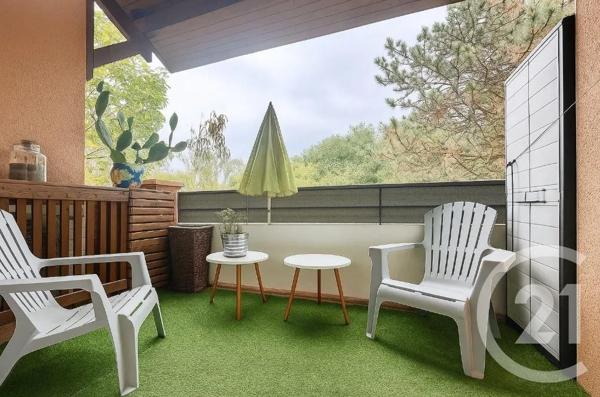 Appartement T4 à vendre  4 pièces - 66 m 2   ST JEAN  - 31
