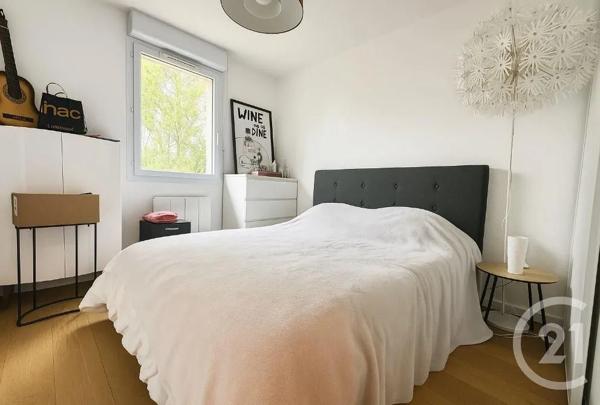 Appartement T4 à vendre  4 pièces - 66 m 2   ST JEAN  - 31
