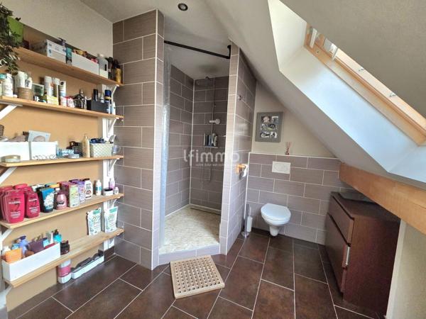 Belle maison 150M² 5 chambres avec piscine .