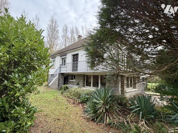 Maison avec grand terrain proche bourg de Portbail 
