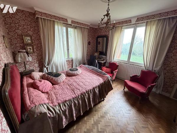 Maison avec grand terrain proche bourg de Portbail 