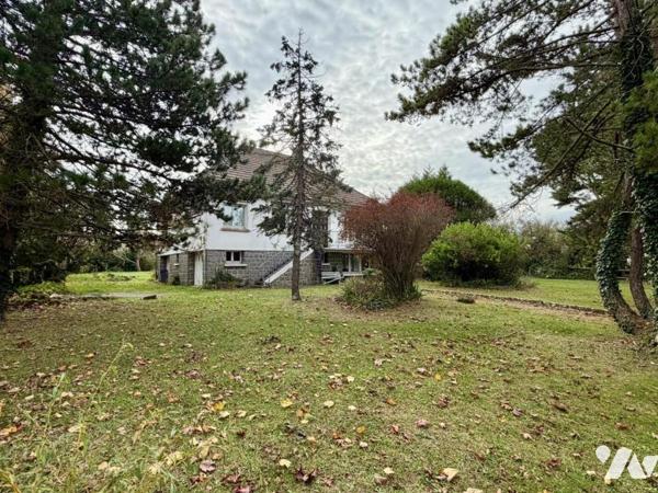 Maison avec grand terrain proche bourg de Portbail 