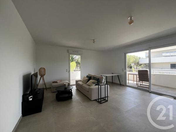 Appartement F3 à vendre  3 pièces - 70,50 m 2   LA GRANDE MOTTE  - 34