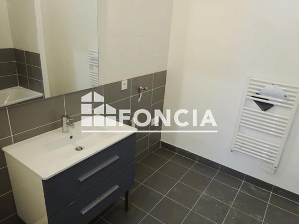 Location Appartement 3 pièces 64.7 m² - 23 RUE DES FOSSES LOUIS VIII Rouen 76000