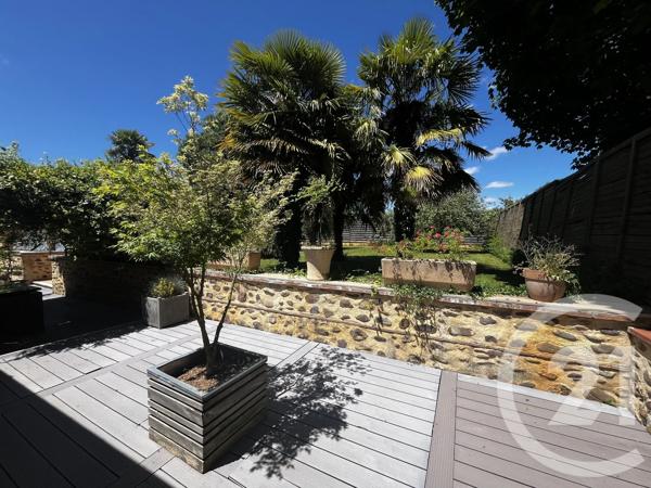 Maison à vendre  7 pièces - 248 m 2   ST LAURENT DE NESTE  - 65