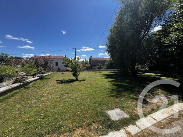 Maison à vendre  7 pièces - 248 m 2   ST LAURENT DE NESTE  - 65