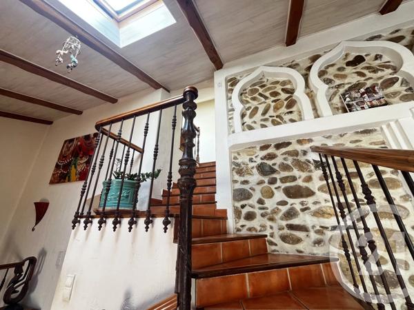 Maison à vendre  7 pièces - 248 m 2   ST LAURENT DE NESTE  - 65