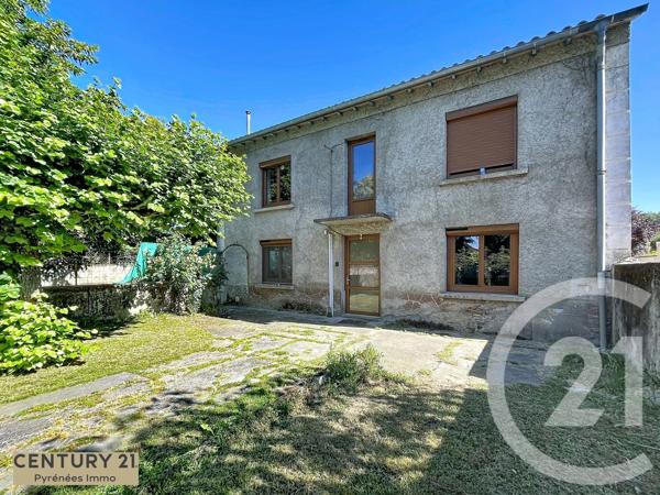 Maison à vendre  7 pièces - 248 m 2   ST LAURENT DE NESTE  - 65