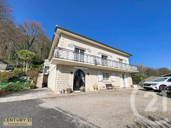 Maison à vendre  7 pièces - 248 m 2   ST LAURENT DE NESTE  - 65