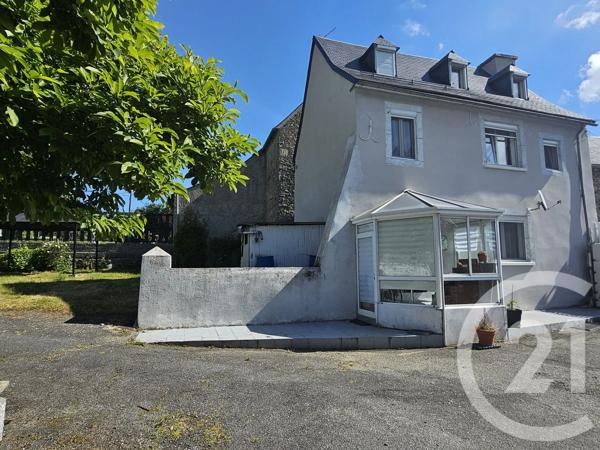 Maison à vendre  7 pièces - 248 m 2   ST LAURENT DE NESTE  - 65