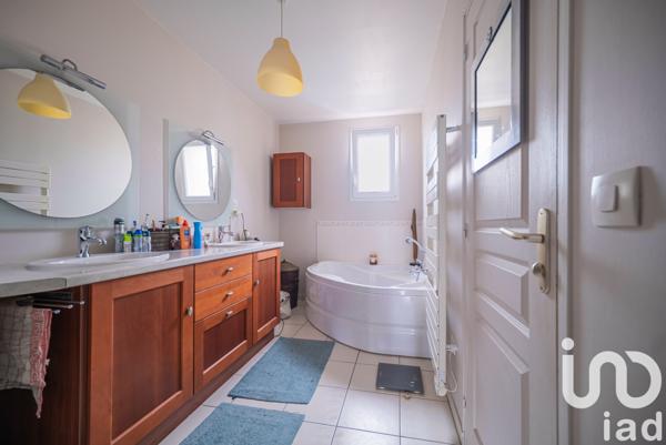 Maison à vendre 6 pièces 158 m² Le Mans