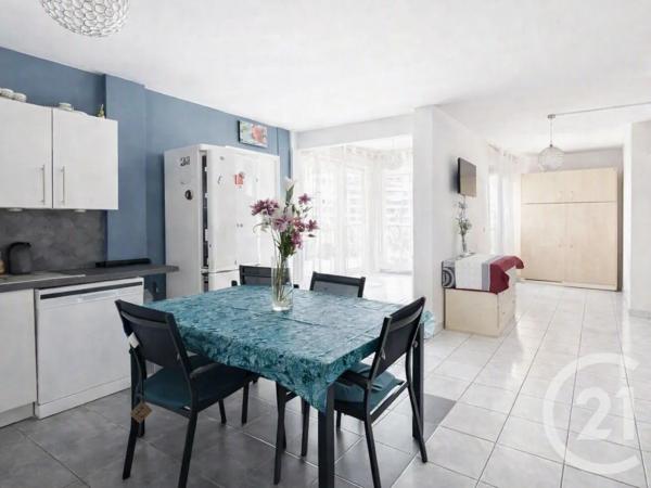 Appartement F2 à vendre  2 pièces - 42,26 m 2   LA GRANDE MOTTE  - 34