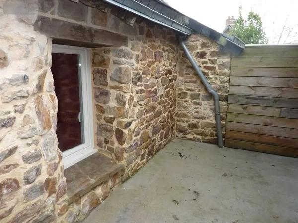 Location - Maison La Baconnière 53240 2 pièces 40 m 2 100 m 2