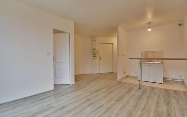 Appartement à vendre    2 pièces • 40 m2 Esbly