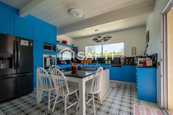 Villa de 5 chambres avec piscine