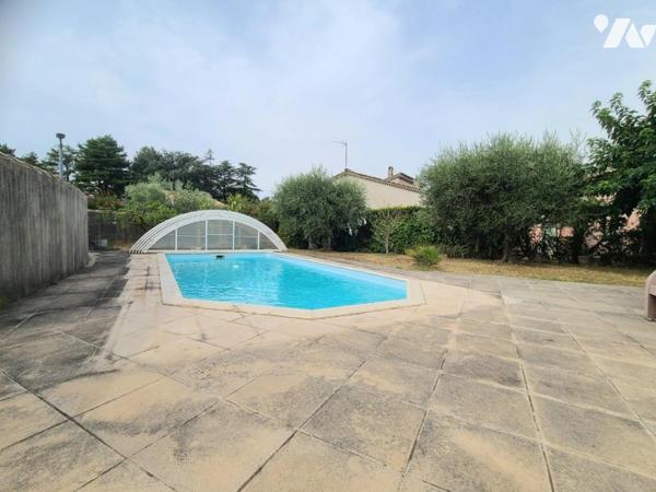 Pierrelatte, Villa P.P. avec Piscine.