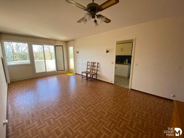 Appartement - Vendu - 71 m² - MONTIGNY-LE-BRETONNEUX | The Door Man