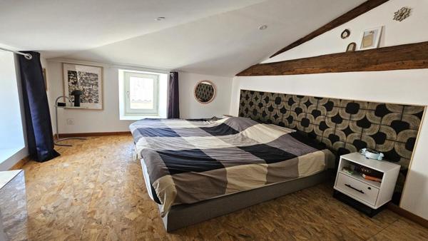Maison de caractère rénovée - 6 chambres - Jardin clos - Centre-ville de Barbezieux
