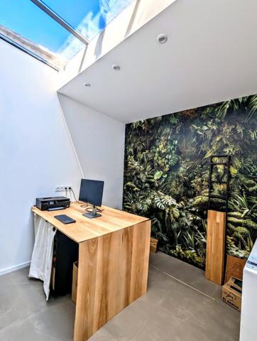 Très belle villa dans le village avec jardin et bassin