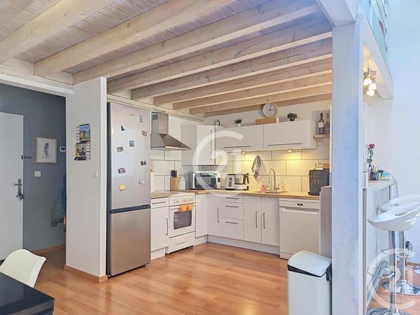 Appartement Duplex à vendre  5 pièces - 98,90 m 2   LAGNIEU  - 01